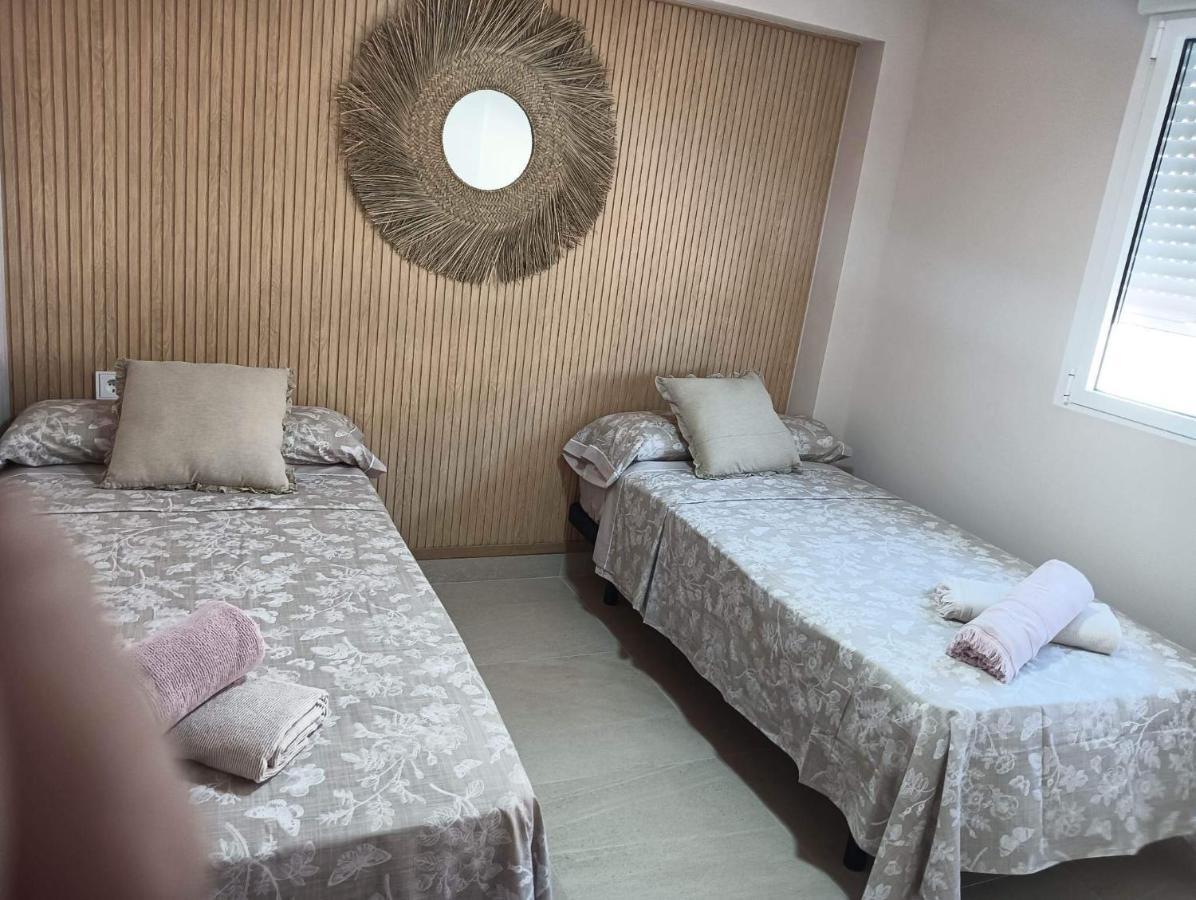 Apartamento Alejandro Gandia Playa Con Vistas Al Mar, Parking! Playa de Gandia ภายนอก รูปภาพ